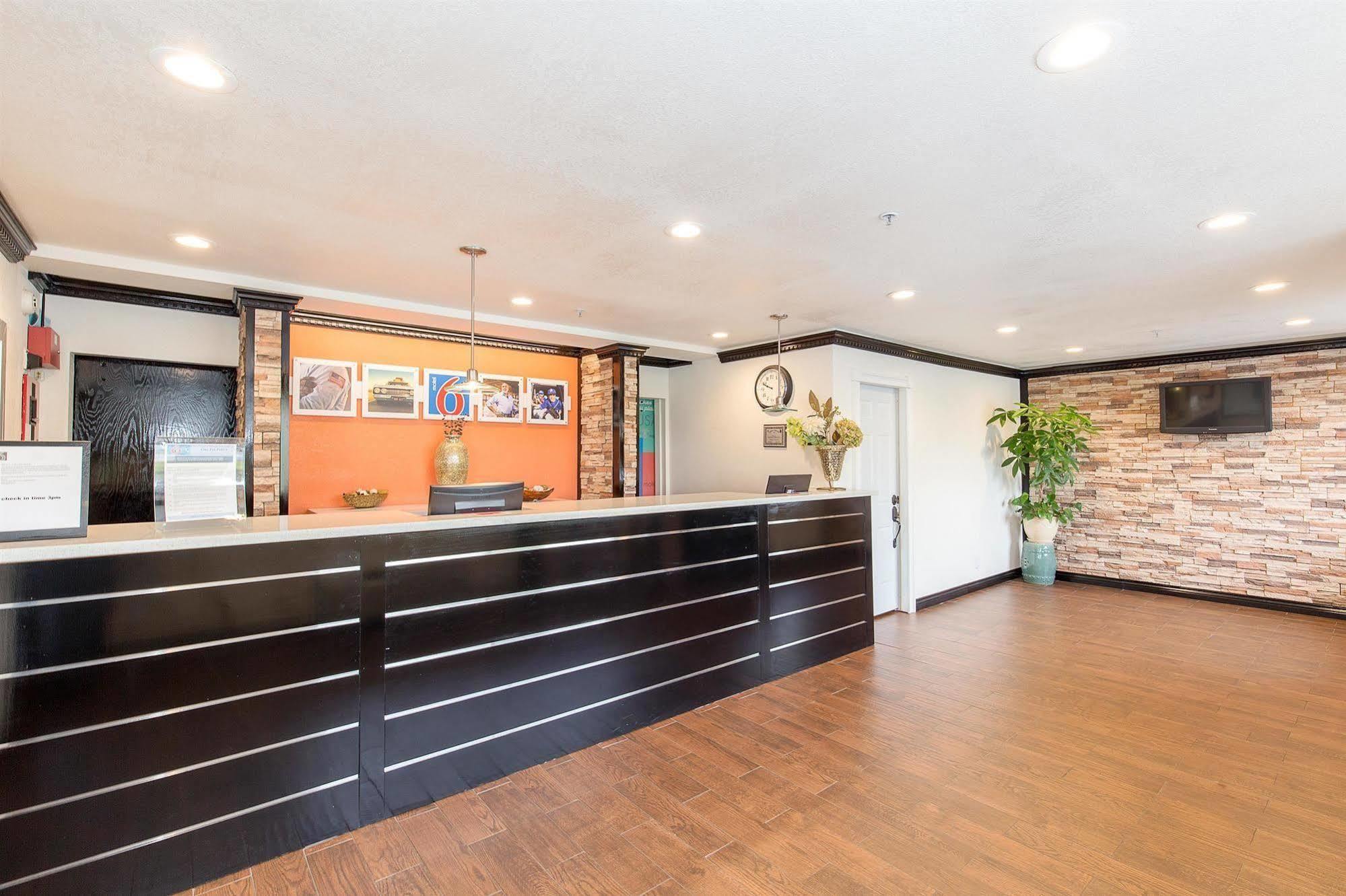 Motel 6 Vallejo - Maritime North المظهر الخارجي الصورة