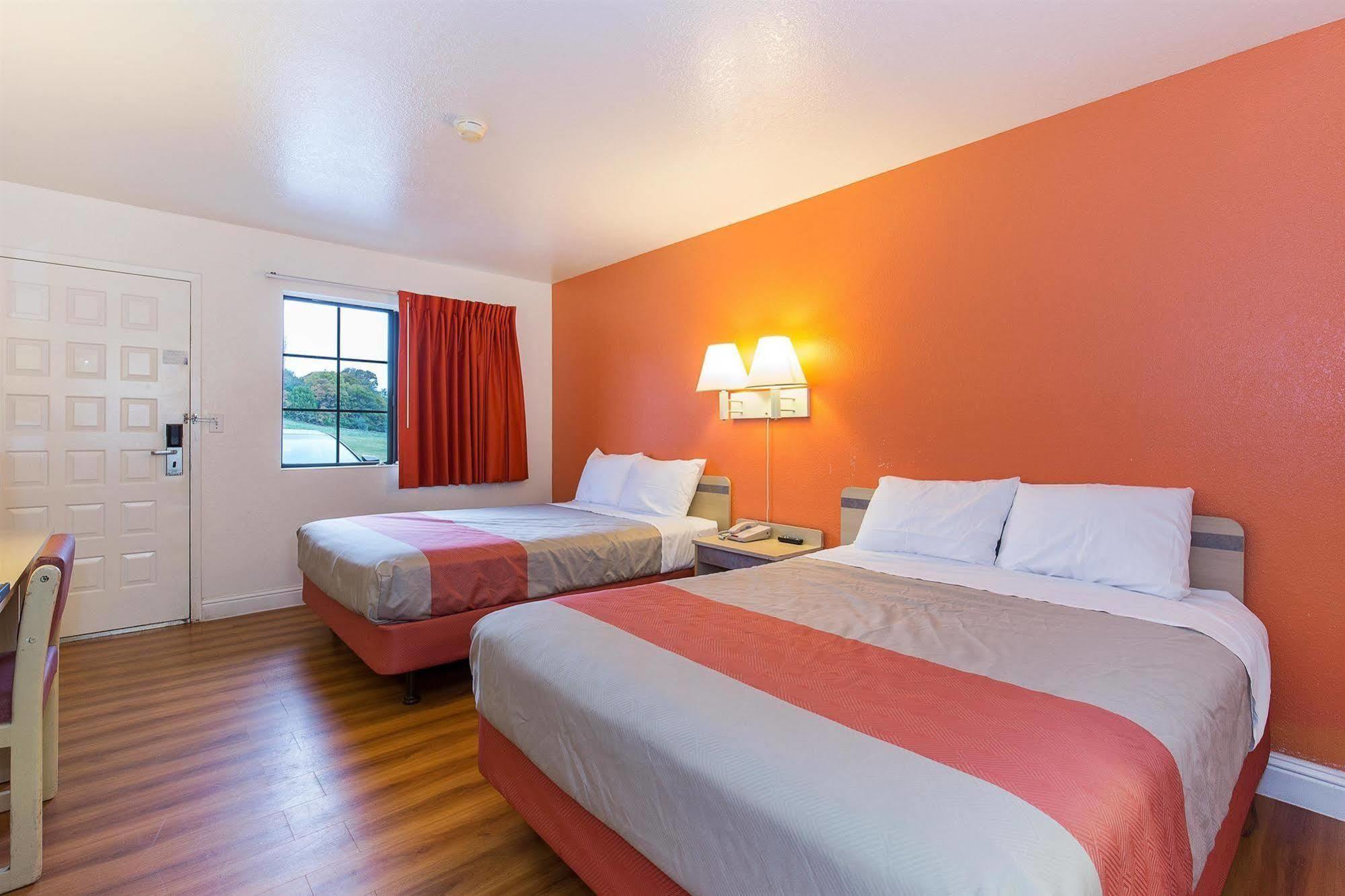 Motel 6 Vallejo - Maritime North المظهر الخارجي الصورة
